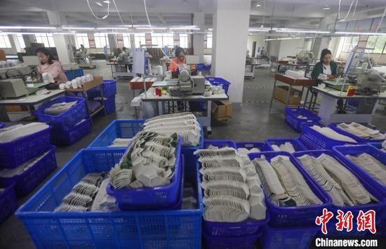 貴州特色產品生產忙 廣告設計的新機遇